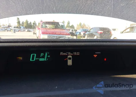 2013 Toyota Prius C Three z USA, uszkodzony, nr VIN JTDKDTB38D1039893